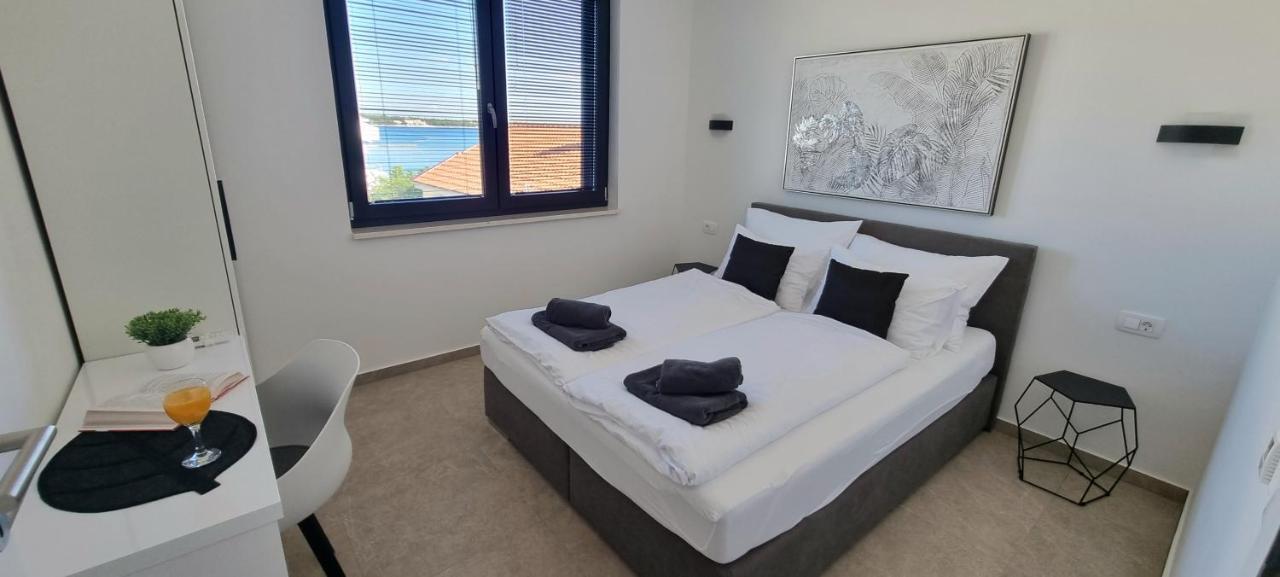 Dinary Penthouse Apartment วีร์ ภายนอก รูปภาพ